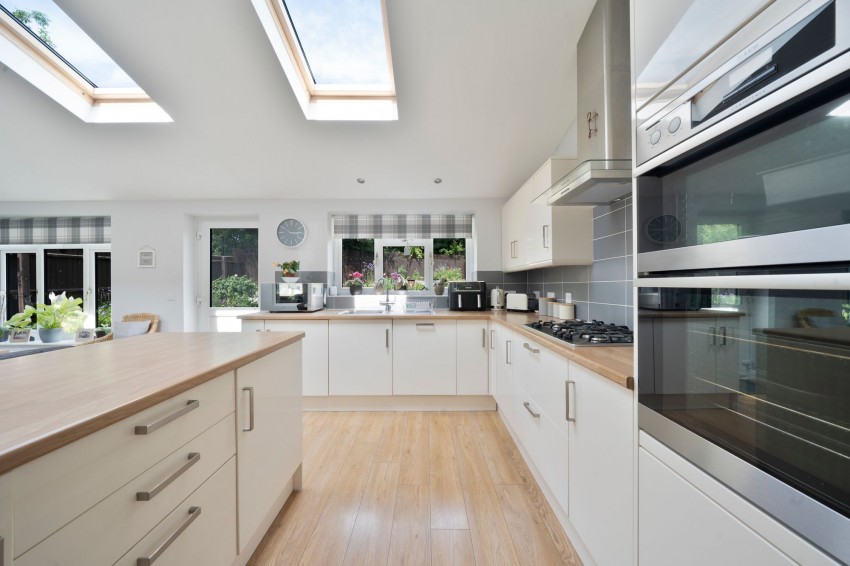 Images for Harcombe Road, Cambridge, CB1 EAID:4037033056 BID:df7a2b8e-b283-433c-96bc-9990089caf32