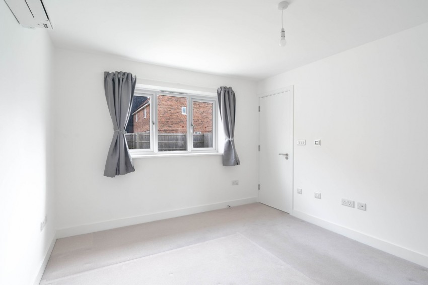 Images for Webb Close, Hardwick, CB23 EAID:4037033056 BID:e9c2a2d5-4edb-4404-af16-967a1de68210