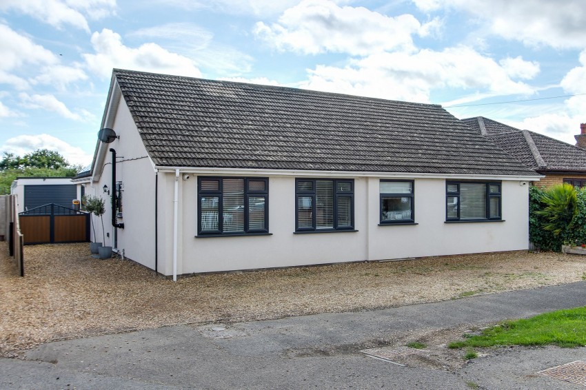 Images for High Road, Wisbech St. Mary, PE13 EAID:4037033056 BID:1d497ef6-e698-4427-833a-3b42529ac059