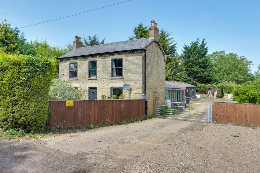Images for Outwell Road, Emneth, PE14 EAID:4037033056 BID:1d497ef6-e698-4427-833a-3b42529ac059