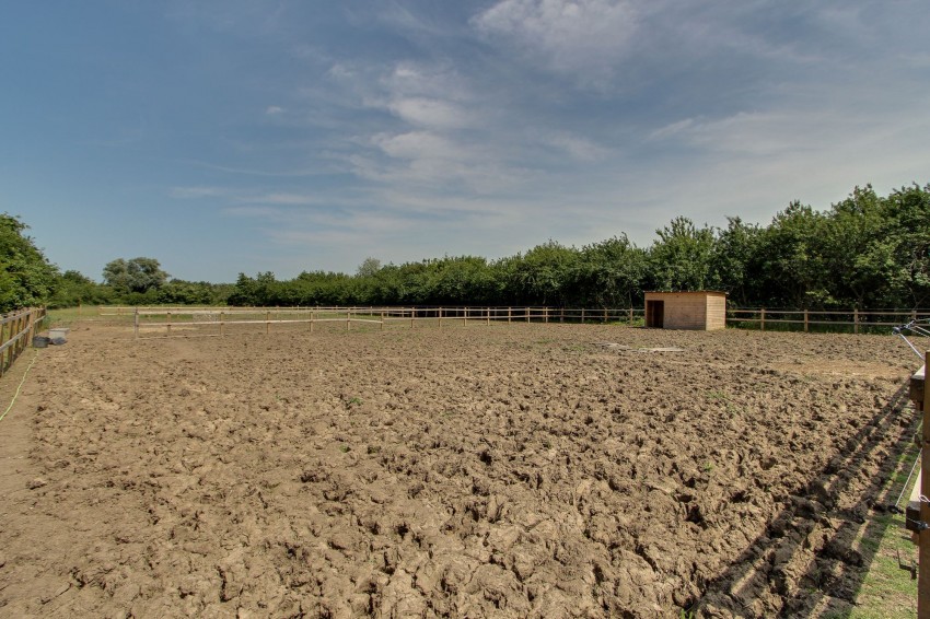 Images for Outwell Road, Emneth, PE14 EAID:4037033056 BID:1d497ef6-e698-4427-833a-3b42529ac059