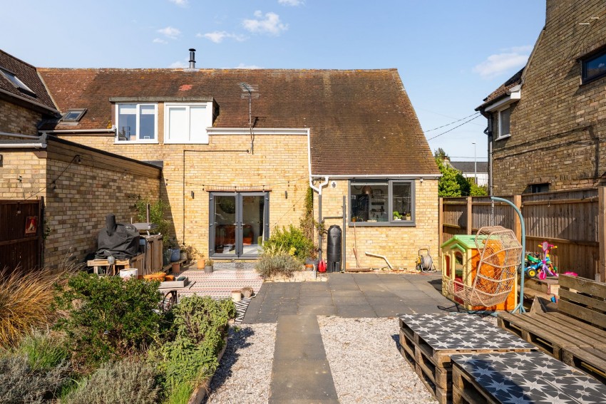 Images for Over Road, Willingham, CB24 EAID:4037033056 BID:e9c2a2d5-4edb-4404-af16-967a1de68210