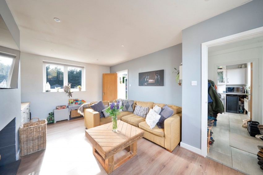 Images for Cherry Orchard, Haddenham, CB6 EAID:4037033056 BID:e9c2a2d5-4edb-4404-af16-967a1de68210