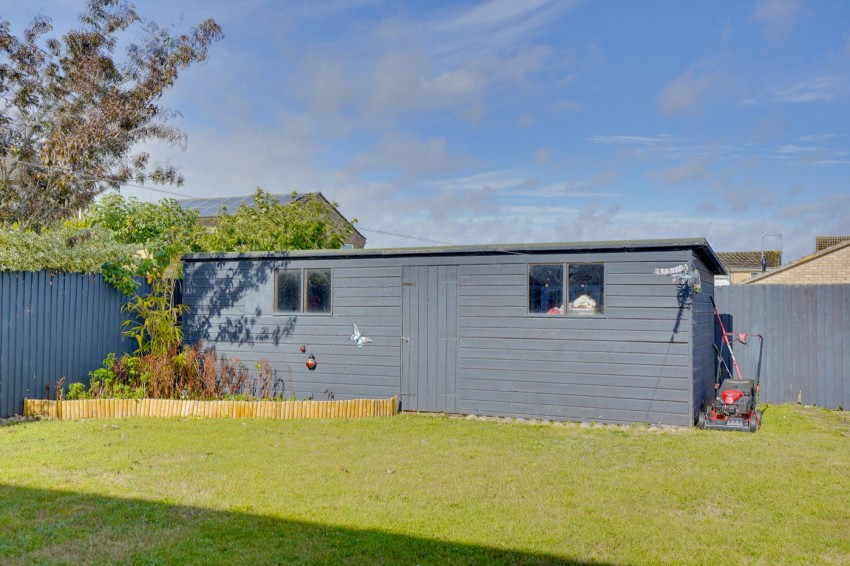 Images for St. Johns Avenue, Newmarket, CB8 EAID:4037033056 BID:e22d2fe2-cd8a-4ee5-877e-aff44adbf8aa