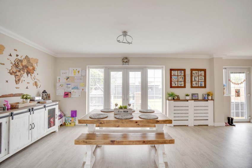 Images for St. Johns Avenue, Newmarket, CB8 EAID:4037033056 BID:e22d2fe2-cd8a-4ee5-877e-aff44adbf8aa