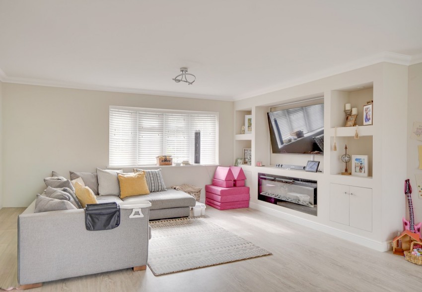 Images for St. Johns Avenue, Newmarket, CB8 EAID:4037033056 BID:e22d2fe2-cd8a-4ee5-877e-aff44adbf8aa