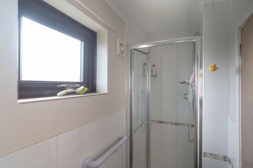 Images for Barns Close, Over, CB24 EAID:4037033056 BID:e9c2a2d5-4edb-4404-af16-967a1de68210