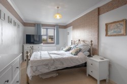 Images for Barns Close, Over, CB24