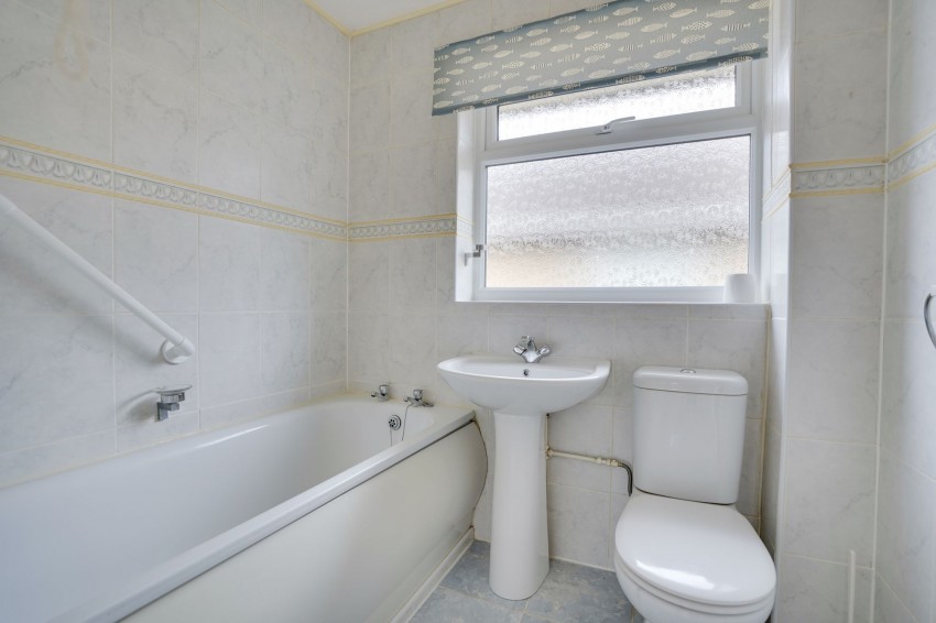 Images for Gorse Close, Red Lodge, IP28 EAID:4037033056 BID:e22d2fe2-cd8a-4ee5-877e-aff44adbf8aa