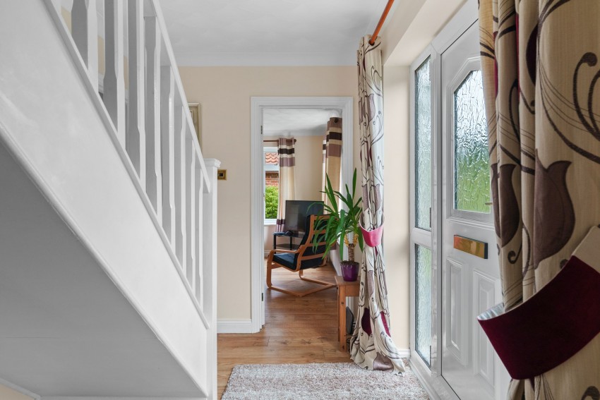 Images for Station Road, Dullingham, CB8 EAID:4037033056 BID:e22d2fe2-cd8a-4ee5-877e-aff44adbf8aa