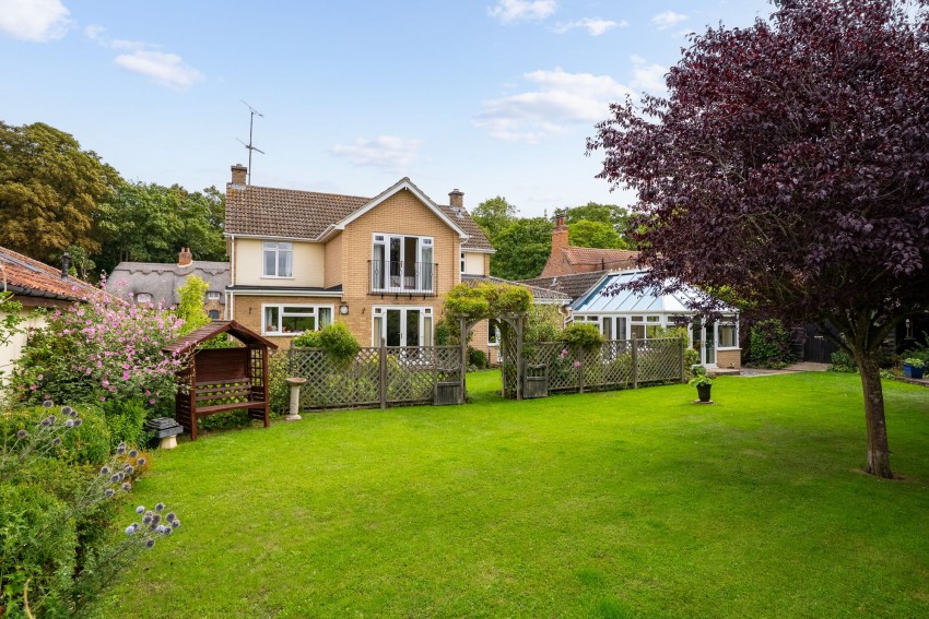 Images for Station Road, Dullingham, CB8 EAID:4037033056 BID:e22d2fe2-cd8a-4ee5-877e-aff44adbf8aa