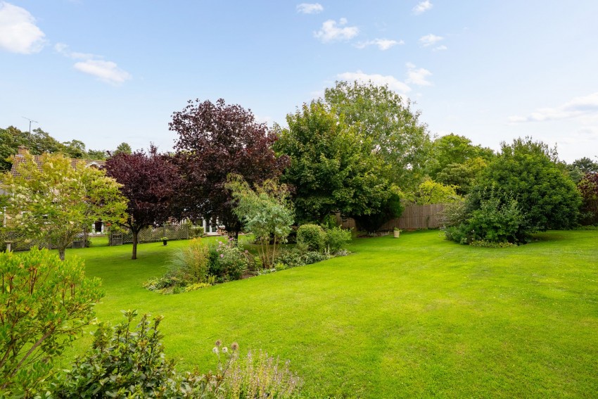 Images for Station Road, Dullingham, CB8 EAID:4037033056 BID:e22d2fe2-cd8a-4ee5-877e-aff44adbf8aa