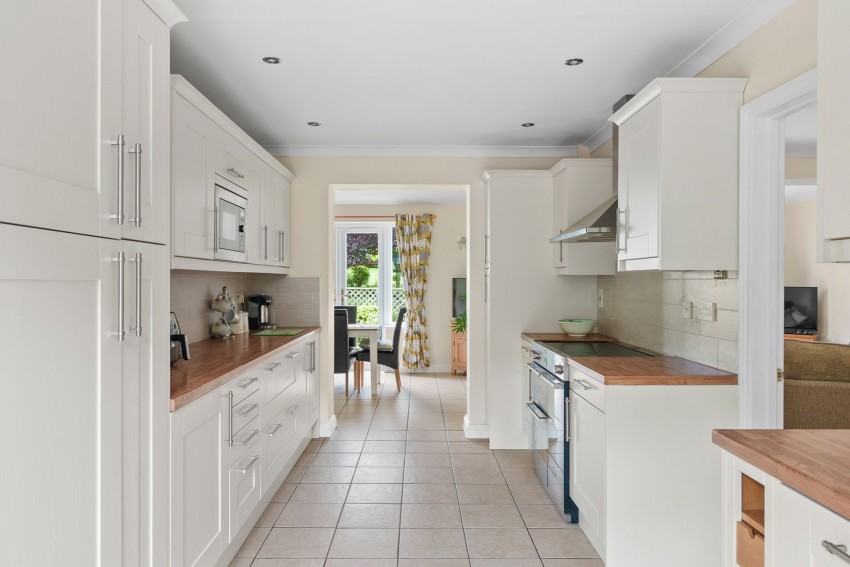 Images for Station Road, Dullingham, CB8 EAID:4037033056 BID:e22d2fe2-cd8a-4ee5-877e-aff44adbf8aa