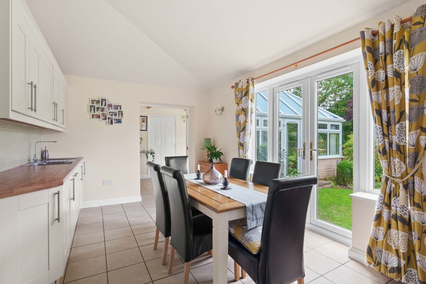 Images for Station Road, Dullingham, CB8 EAID:4037033056 BID:e22d2fe2-cd8a-4ee5-877e-aff44adbf8aa