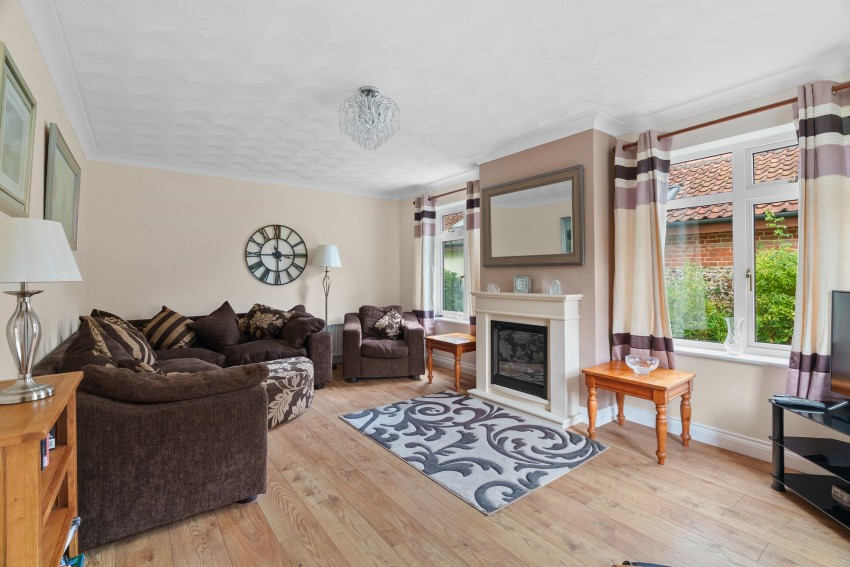 Images for Station Road, Dullingham, CB8 EAID:4037033056 BID:e22d2fe2-cd8a-4ee5-877e-aff44adbf8aa