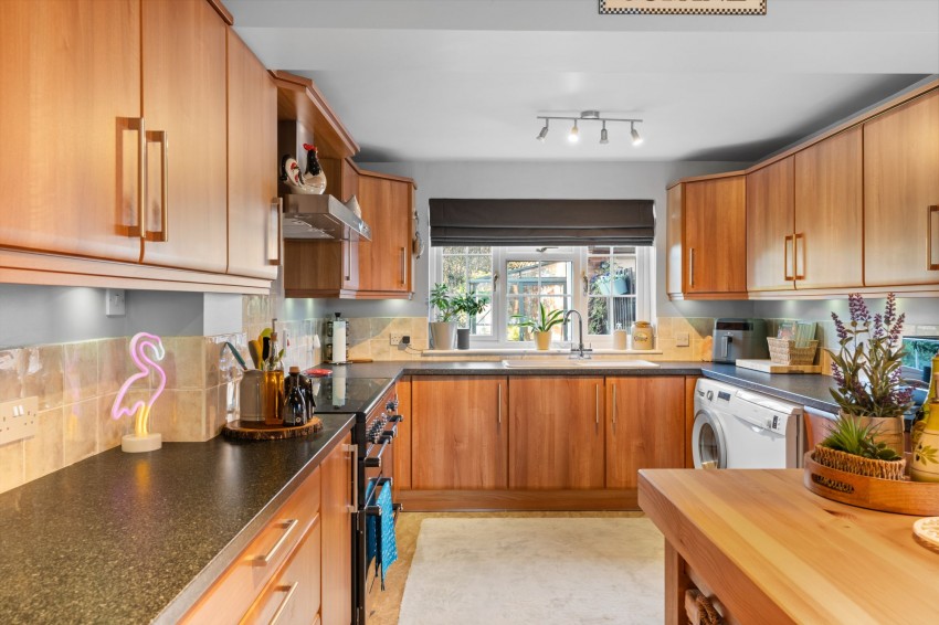Images for Wood Street, Chatteris, PE16 EAID:4037033056 BID:d3db0e0c-3850-402c-b88b-52680bec4ac9