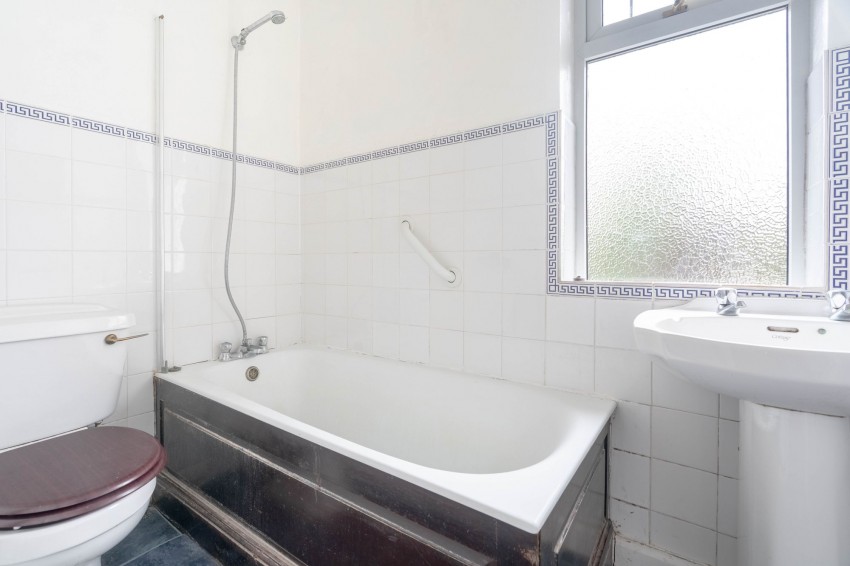 Images for Cambridge Road, Girton, CB3 EAID:4037033056 BID:df7a2b8e-b283-433c-96bc-9990089caf32