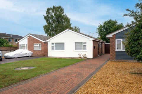 View Full Details for Tythe Piece, Fenstanton, PE28 - EAID:4037033056, BID:e9c2a2d5-4edb-4404-af16-967a1de68210