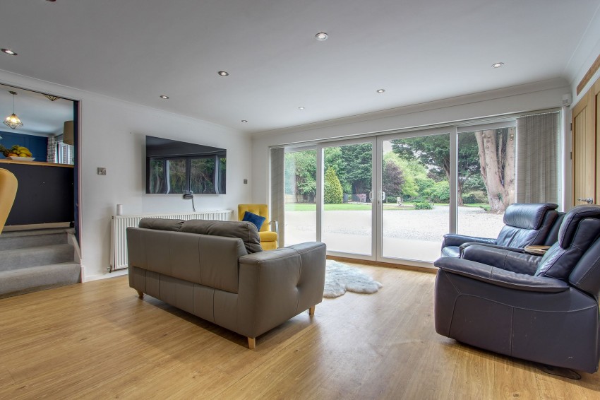 Images for 35 High Street, Long Sutton, PE12 EAID:4037033056 BID:1d497ef6-e698-4427-833a-3b42529ac059