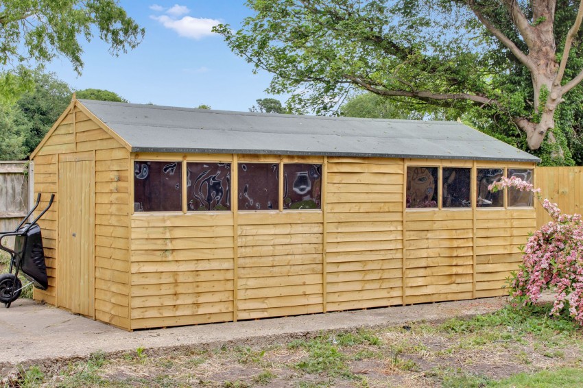 Images for 35 High Street, Long Sutton, PE12 EAID:4037033056 BID:1d497ef6-e698-4427-833a-3b42529ac059