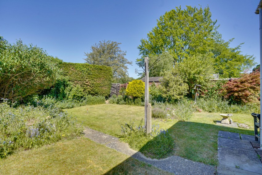 Images for Adastral Close, Newmarket, CB8 EAID:4037033056 BID:e22d2fe2-cd8a-4ee5-877e-aff44adbf8aa