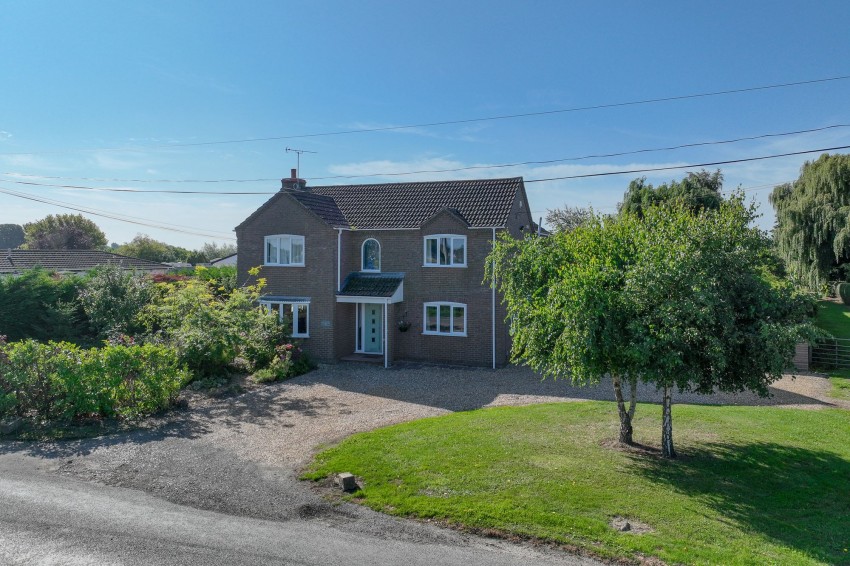 Images for 194 Small Lode, Upwell, PE14 EAID:4037033056 BID:1d497ef6-e698-4427-833a-3b42529ac059