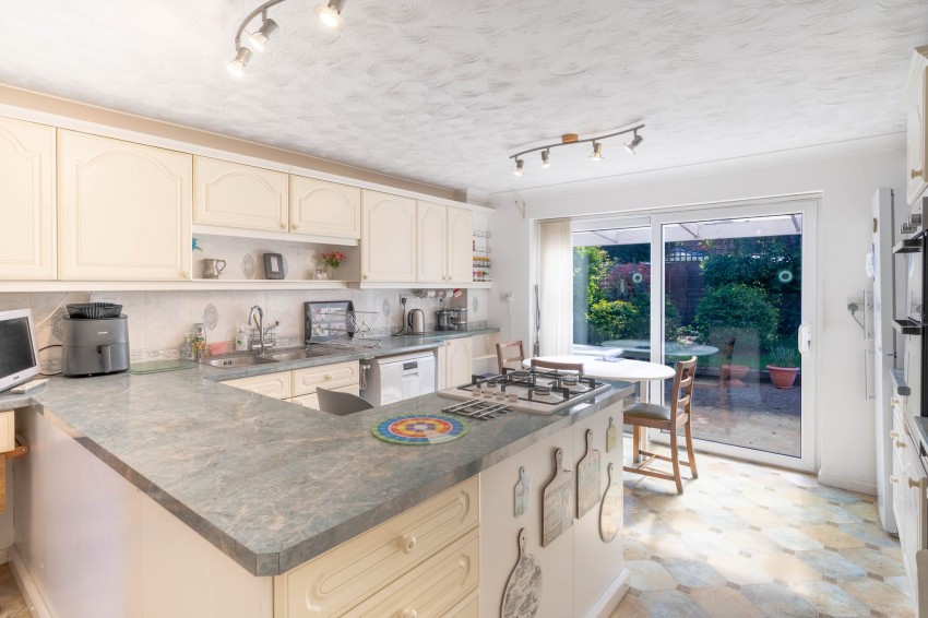 Images for Mills Lane, Longstanton, CB24 EAID:4037033056 BID:e9c2a2d5-4edb-4404-af16-967a1de68210