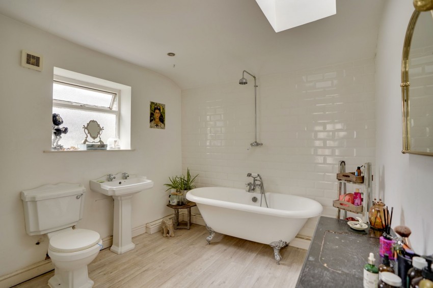 Images for Oxford Street, Exning, CB8 EAID:4037033056 BID:e22d2fe2-cd8a-4ee5-877e-aff44adbf8aa