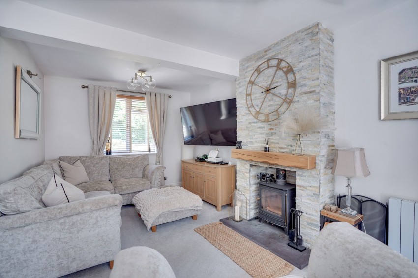 Images for The Street, Kirtling, CB8 EAID:4037033056 BID:e22d2fe2-cd8a-4ee5-877e-aff44adbf8aa