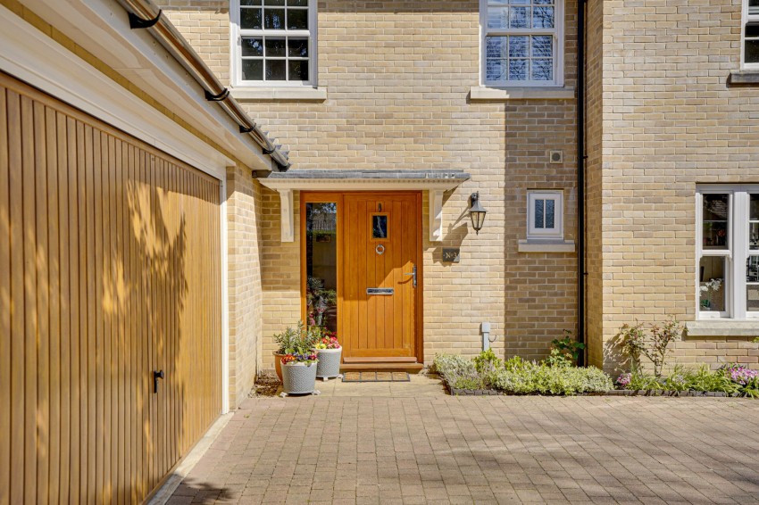 Images for Arborfield Drive, Newmarket, CB8 EAID:4037033056 BID:e22d2fe2-cd8a-4ee5-877e-aff44adbf8aa