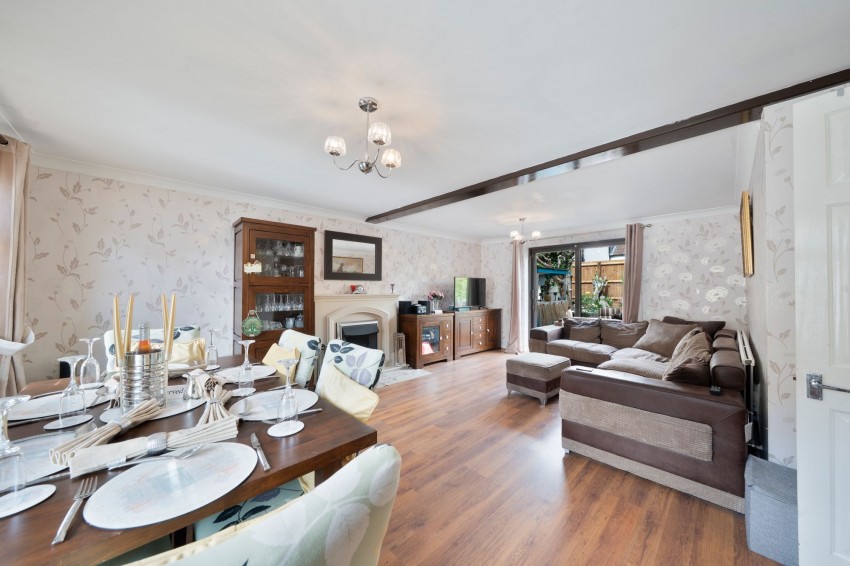 Images for St. Martins Road, Chatteris, PE16 EAID:4037033056 BID:d3db0e0c-3850-402c-b88b-52680bec4ac9