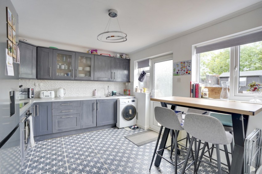 Images for Crockfords Road, Newmarket, CB8 EAID:4037033056 BID:e22d2fe2-cd8a-4ee5-877e-aff44adbf8aa