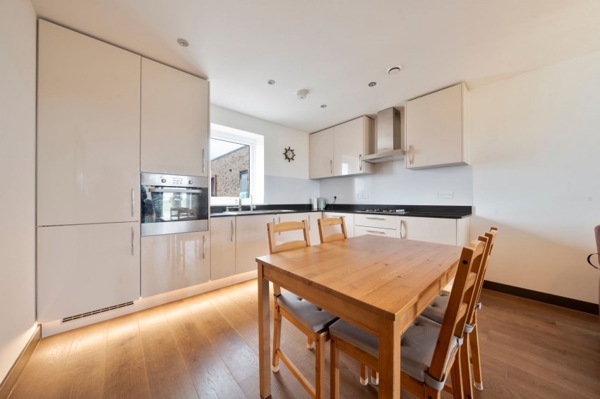Images for Pinks Close, Cambridge, CB1 EAID:4037033056 BID:df7a2b8e-b283-433c-96bc-9990089caf32