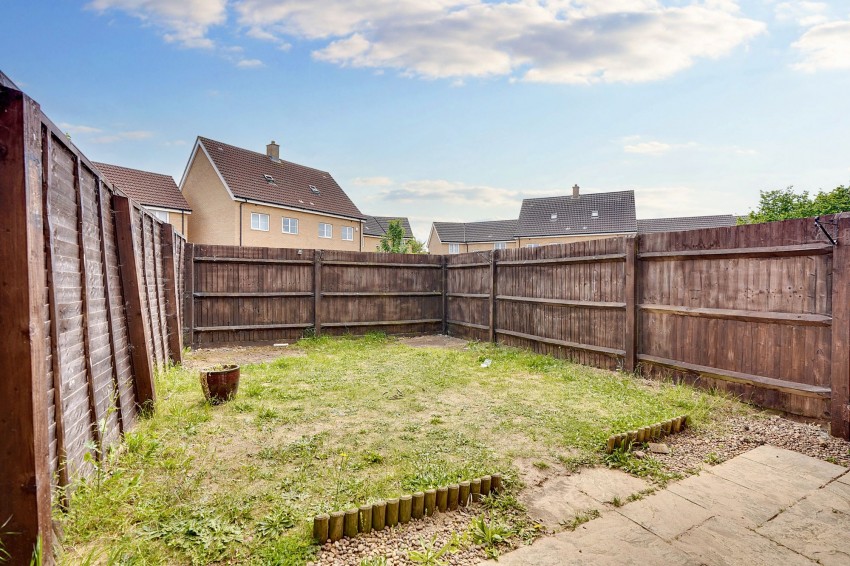 Images for Bramble Walk, Red Lodge, IP28 EAID:4037033056 BID:e22d2fe2-cd8a-4ee5-877e-aff44adbf8aa