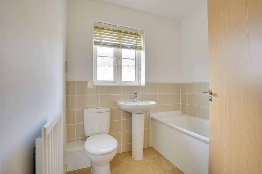Images for Bramble Walk, Red Lodge, IP28 EAID:4037033056 BID:e22d2fe2-cd8a-4ee5-877e-aff44adbf8aa