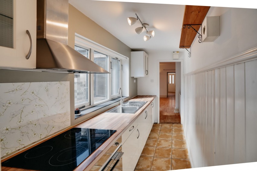 Images for High Street, Swavesey, CB24 EAID:4037033056 BID:e9c2a2d5-4edb-4404-af16-967a1de68210