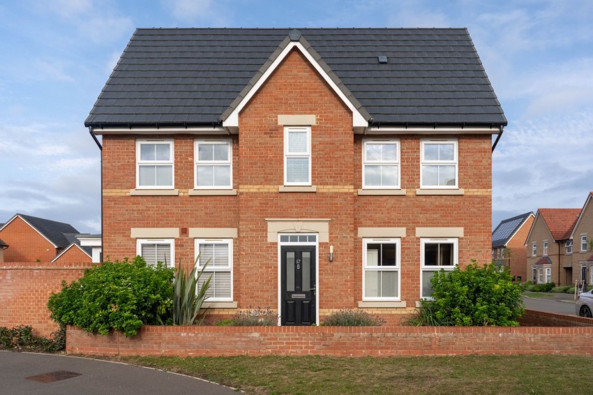 Images for Peppercorn Drive, Northstowe, CB24 EAID:4037033056 BID:e9c2a2d5-4edb-4404-af16-967a1de68210