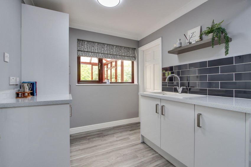Images for Gosmoor Lane, Elm, PE14 EAID:4037033056 BID:1d497ef6-e698-4427-833a-3b42529ac059
