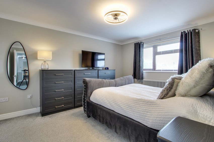 Images for Gosmoor Lane, Elm, PE14 EAID:4037033056 BID:1d497ef6-e698-4427-833a-3b42529ac059