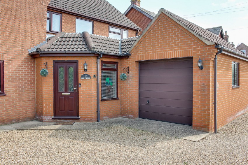Images for Gosmoor Lane, Elm, PE14 EAID:4037033056 BID:1d497ef6-e698-4427-833a-3b42529ac059