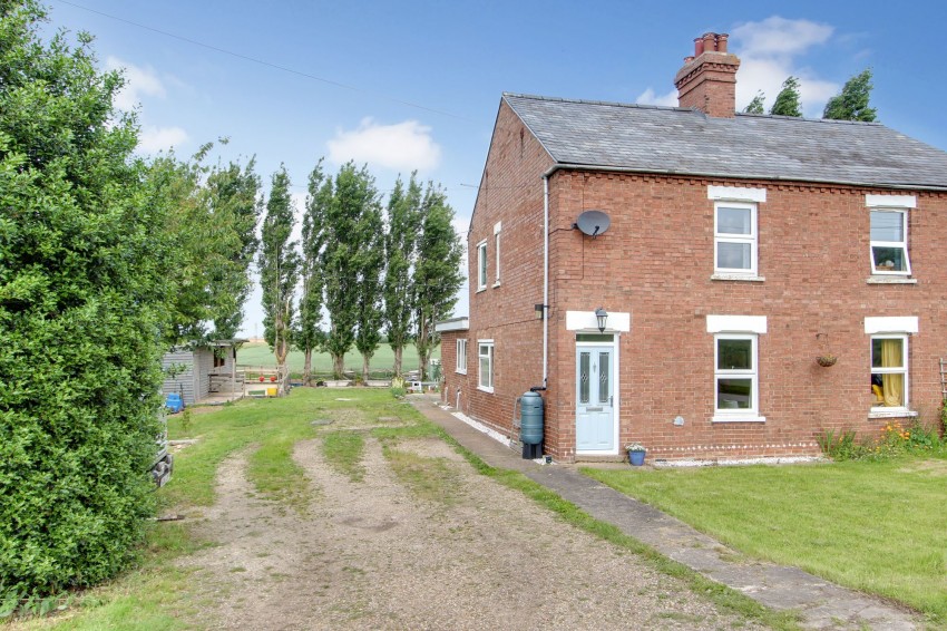 Images for North Brink, Wisbech, PE13 EAID:4037033056 BID:1d497ef6-e698-4427-833a-3b42529ac059
