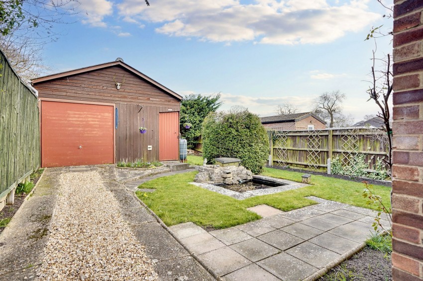 Images for Malvern Close, Newmarket, CB8 EAID:4037033056 BID:e22d2fe2-cd8a-4ee5-877e-aff44adbf8aa