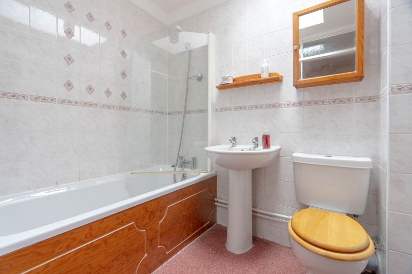 Images for Whitton Close, Swavesey, CB24 EAID:4037033056 BID:e9c2a2d5-4edb-4404-af16-967a1de68210