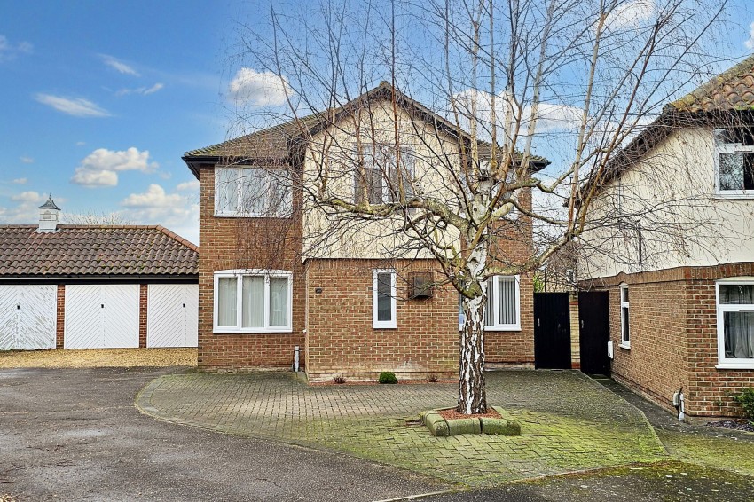 Images for Melford Close, Burwell, CB25 EAID:4037033056 BID:e22d2fe2-cd8a-4ee5-877e-aff44adbf8aa