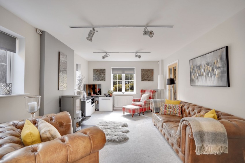 Images for Chamomile Close, Red Lodge, IP28 EAID:4037033056 BID:e22d2fe2-cd8a-4ee5-877e-aff44adbf8aa
