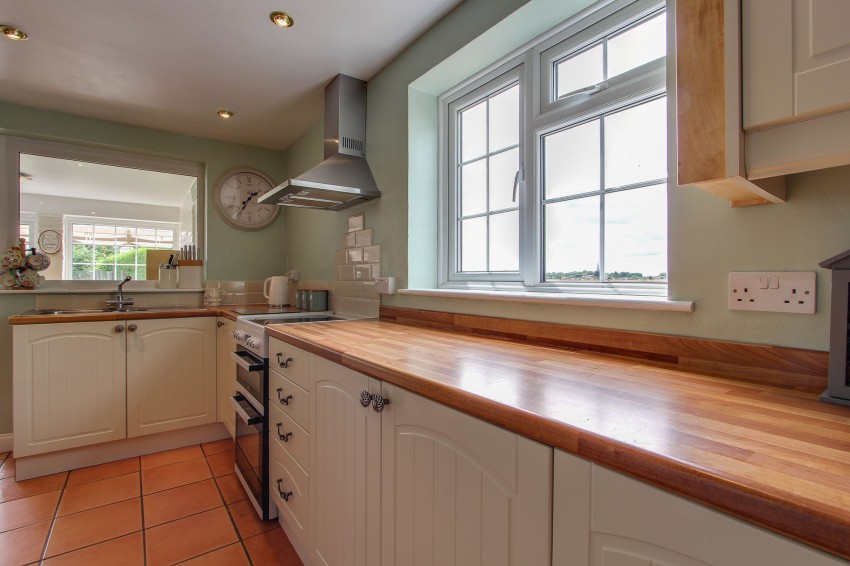 Images for Sutton Road, Leverington, PE13 EAID:4037033056 BID:1d497ef6-e698-4427-833a-3b42529ac059