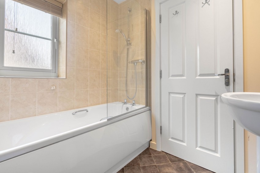 Images for Kides Crescent, Longstanton, CB24 EAID:4037033056 BID:e9c2a2d5-4edb-4404-af16-967a1de68210