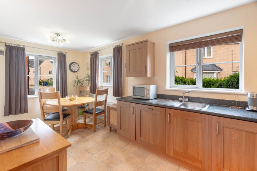 Images for Kides Crescent, Longstanton, CB24 EAID:4037033056 BID:e9c2a2d5-4edb-4404-af16-967a1de68210