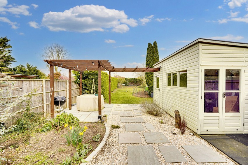 Images for Orchard Row, Soham, CB7 EAID:4037033056 BID:e22d2fe2-cd8a-4ee5-877e-aff44adbf8aa