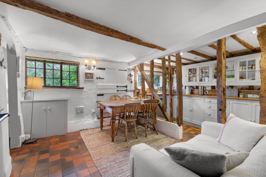 Images for 9 West Wratting Road, Balsham, CB21 EAID:4037033056 BID:2f5b1148-b901-4d34-9e72-64b6a96df570
